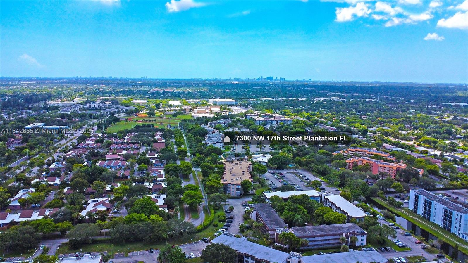 OMEGA CONDO NO 4 - Residential