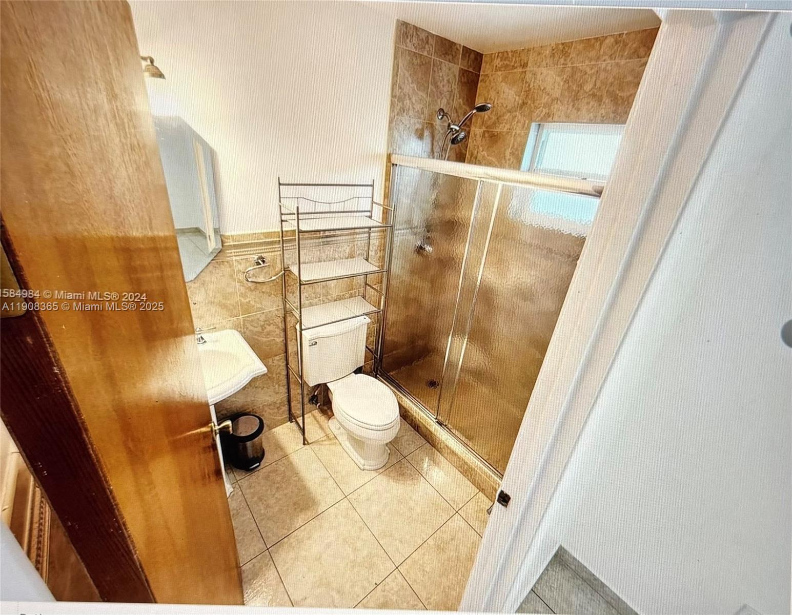 BRISTOL PARK - Residential Lease