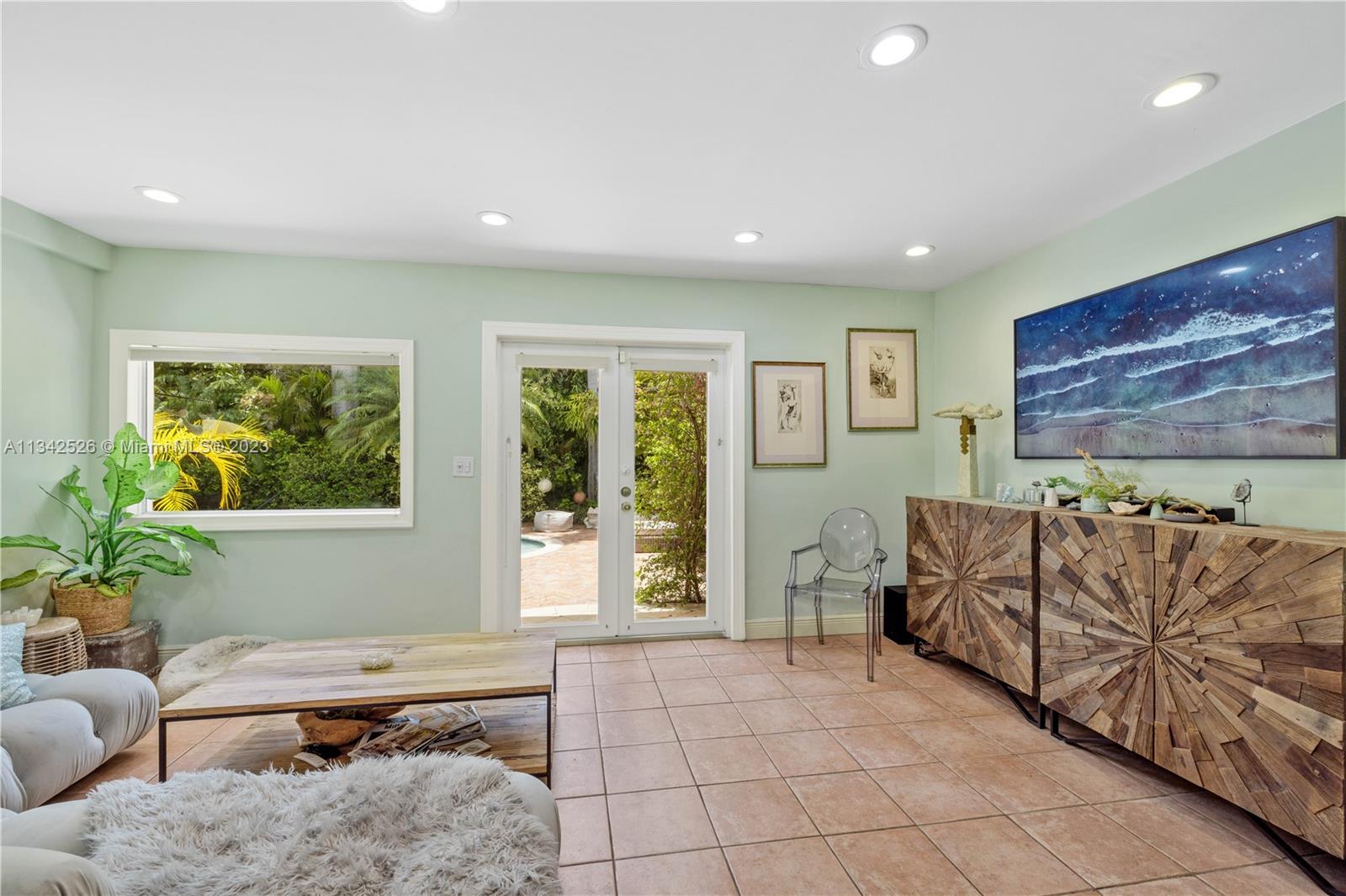 BEACH VIEW SUB - Residential