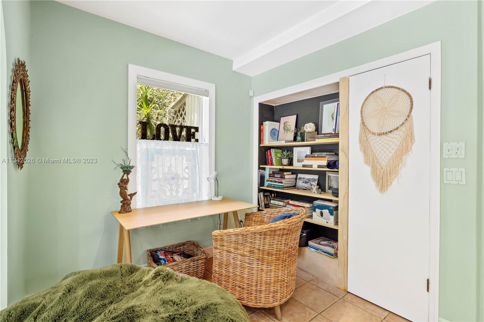 BEACH VIEW SUB - Residential