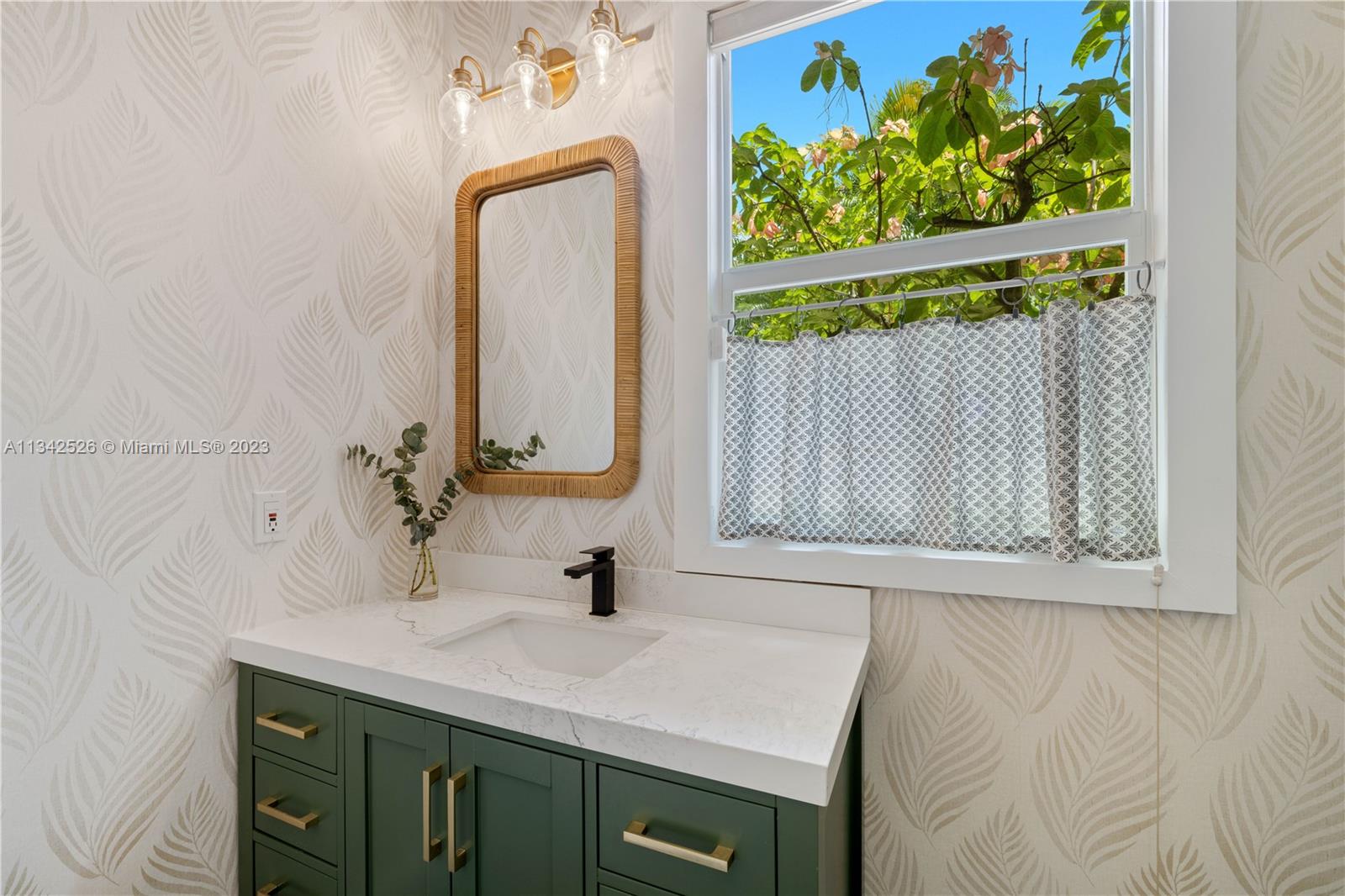 BEACH VIEW SUB - Residential