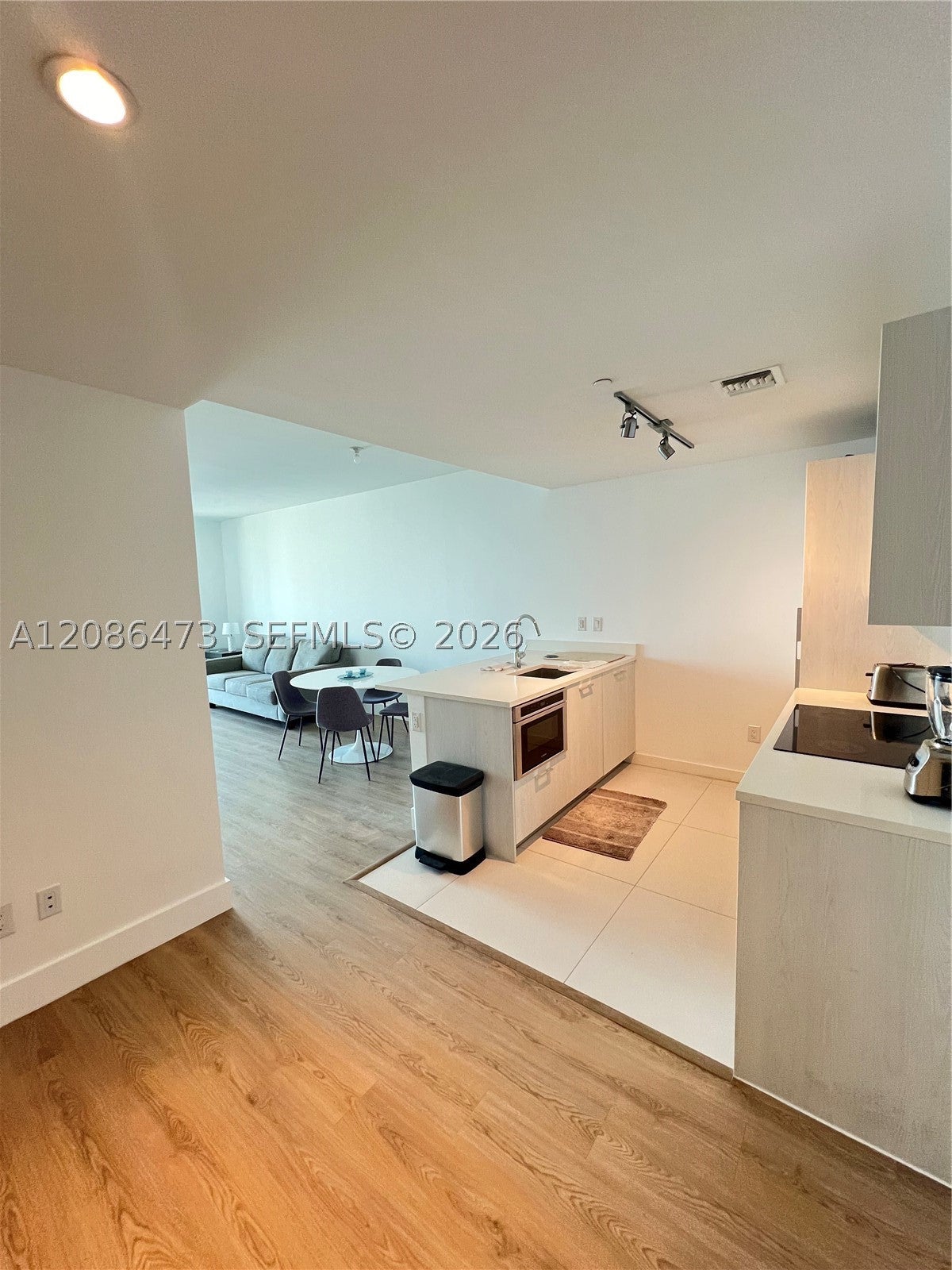 501 NE 31st St 1202