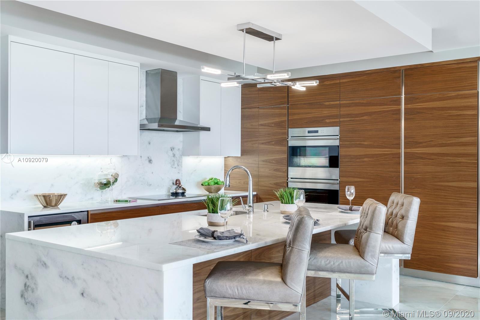 RIVA Residences - Residential