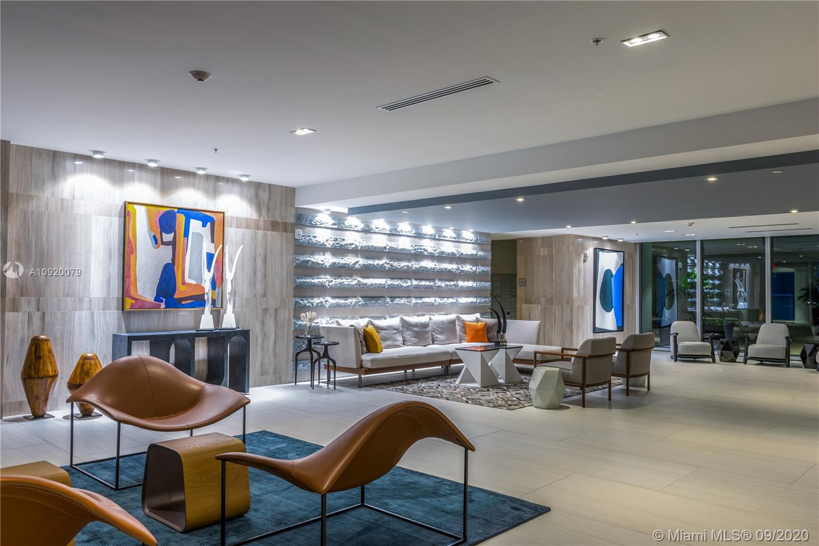 RIVA Residences - Residential