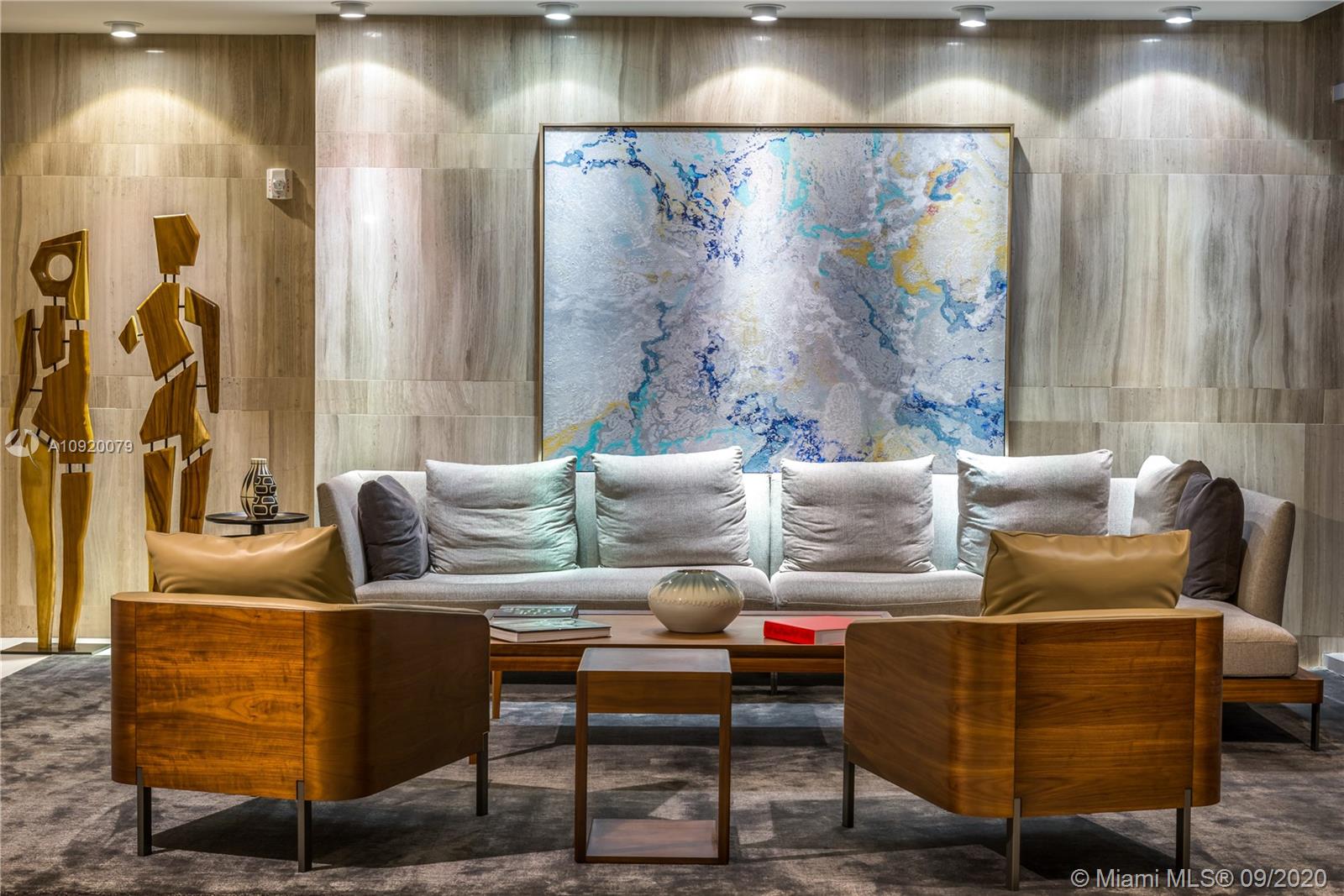 RIVA Residences - Residential
