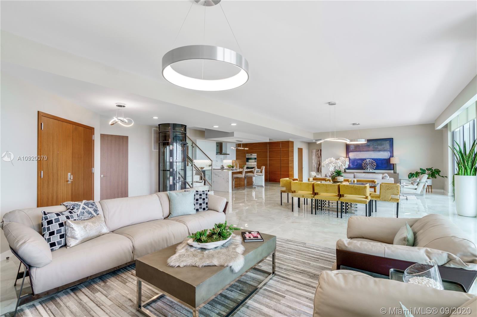 RIVA Residences - Residential