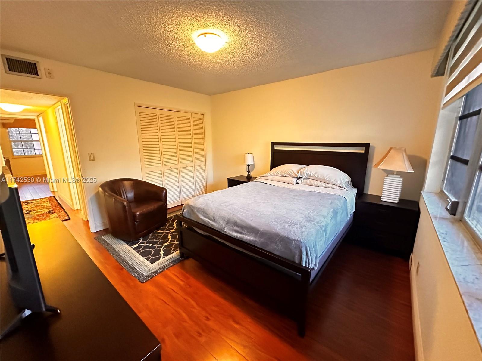 NO 14 PALM-AIRE COUNTRY C - Residential Lease