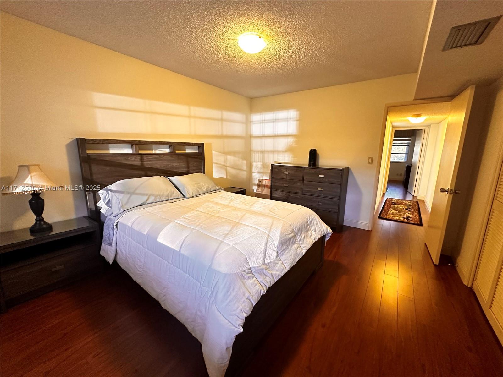 NO 14 PALM-AIRE COUNTRY C - Residential Lease