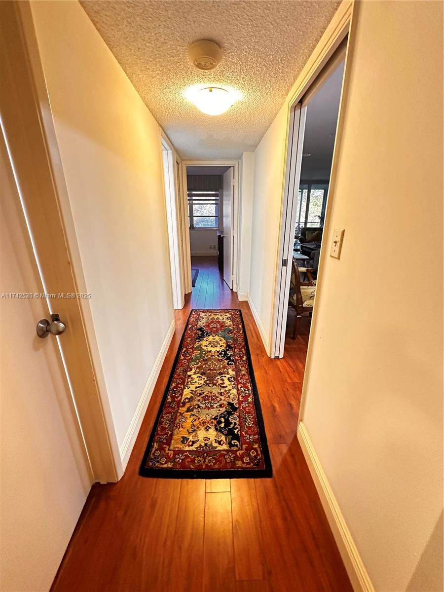 NO 14 PALM-AIRE COUNTRY C - Residential Lease