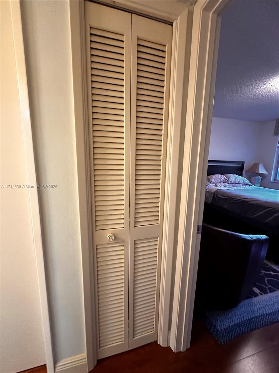 NO 14 PALM-AIRE COUNTRY C - Residential Lease
