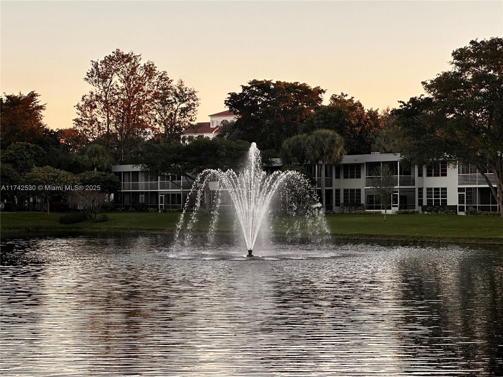 NO 14 PALM-AIRE COUNTRY C - Residential Lease