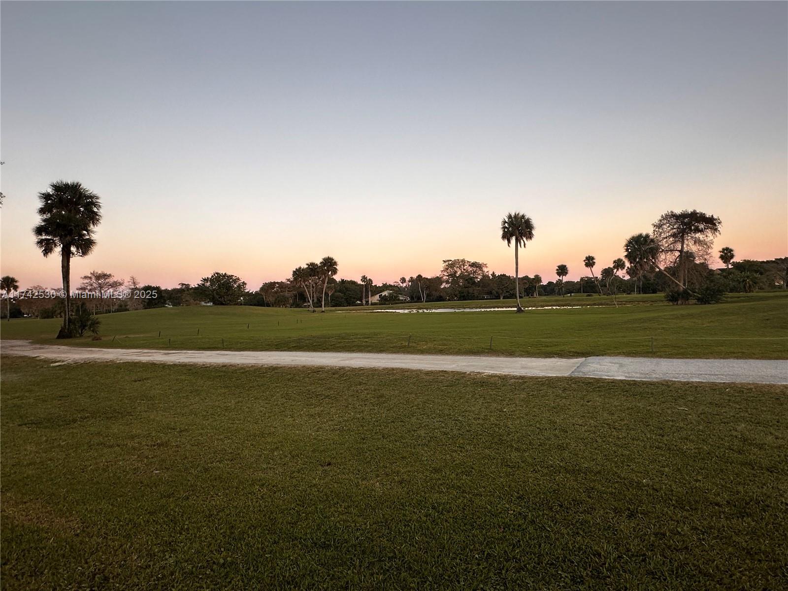 NO 14 PALM-AIRE COUNTRY C - Residential Lease