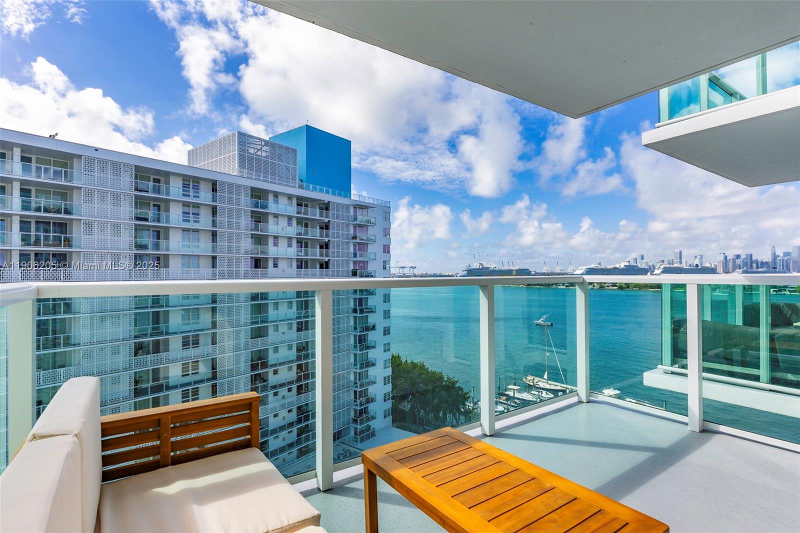 MIRADOR 1000 CONDO - Residential Lease