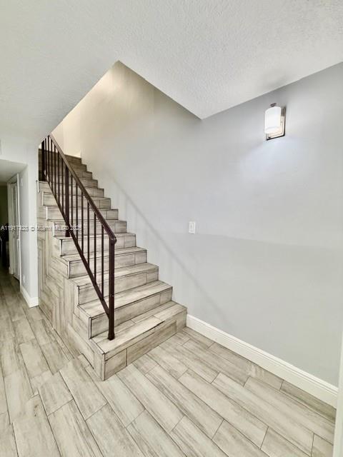 RIVERSIDE ESTATES CONDO - Residential Lease