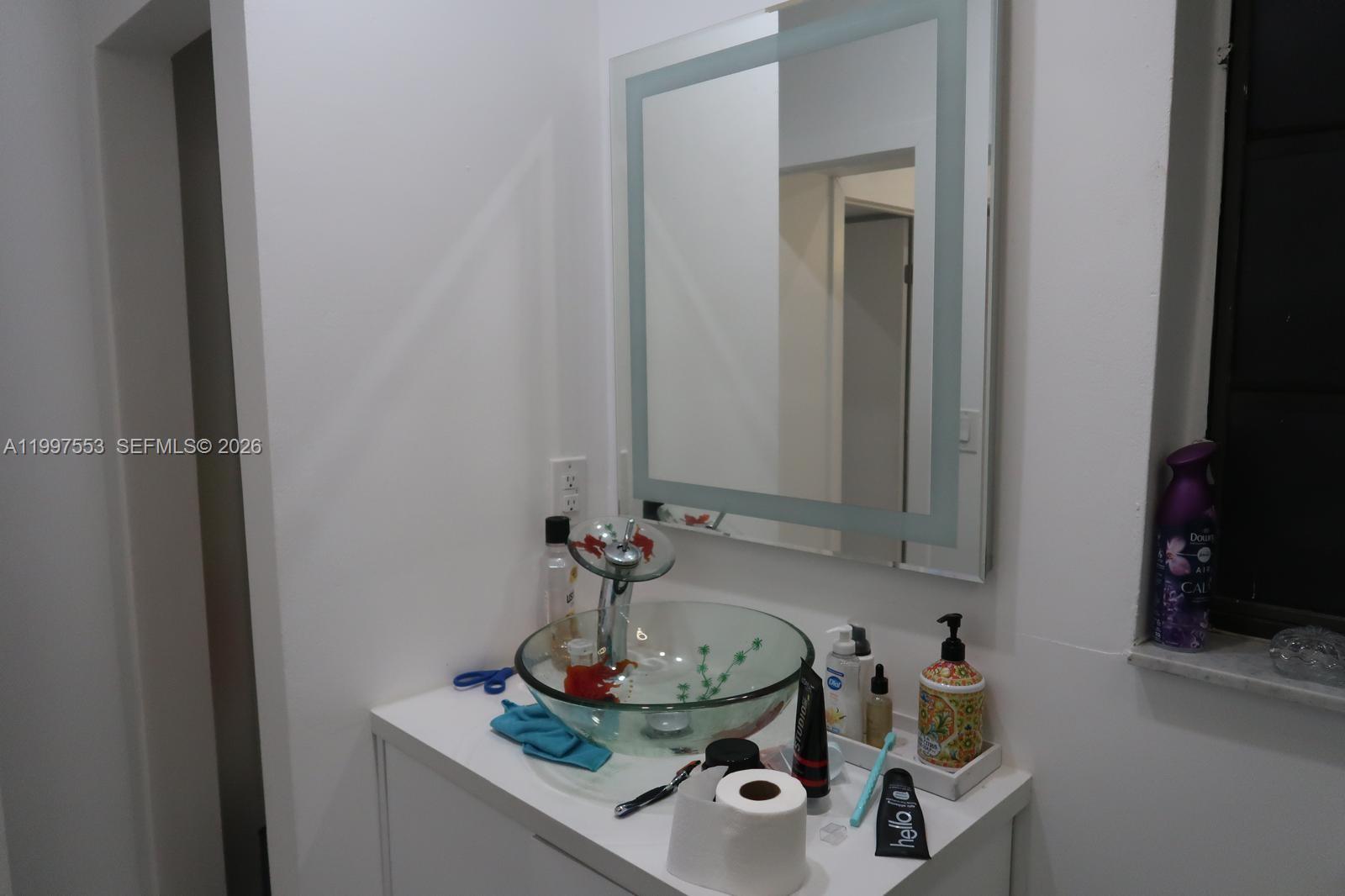 OMEGA VILLAS 3 CONDO - Residential