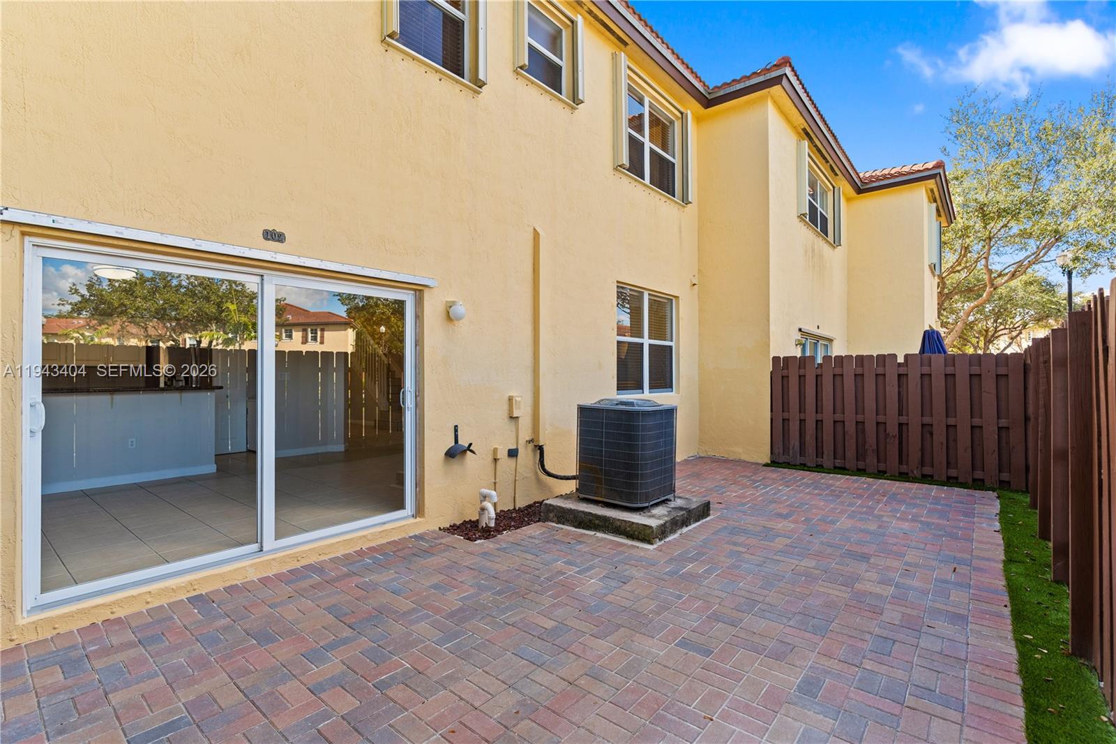 VILLAS AT CARMEL CONDO NO - Residential