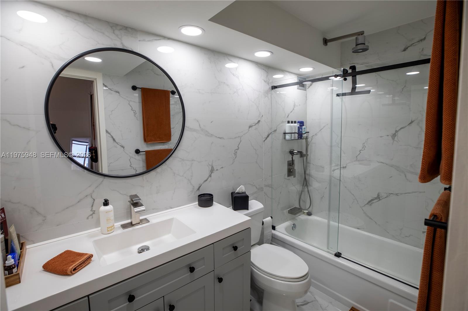 COMMODORE PLAZA CONDO - Residential Lease