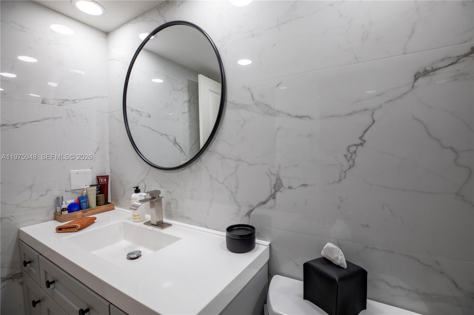 COMMODORE PLAZA CONDO - Residential Lease