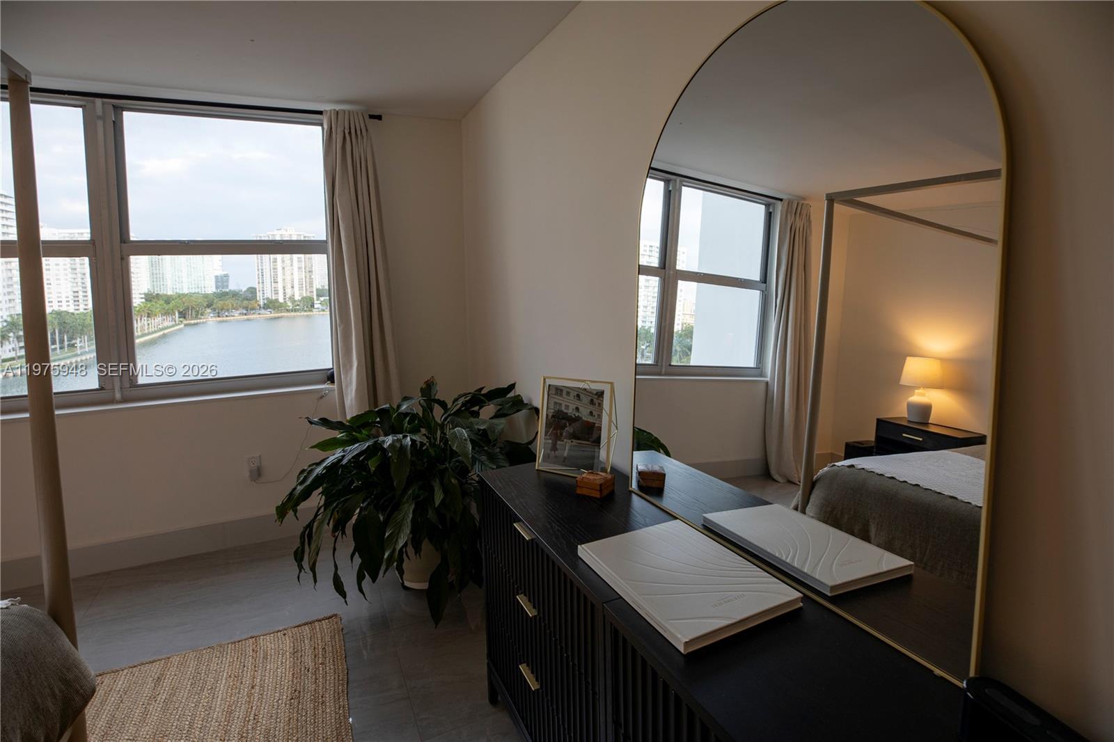 COMMODORE PLAZA CONDO - Residential Lease