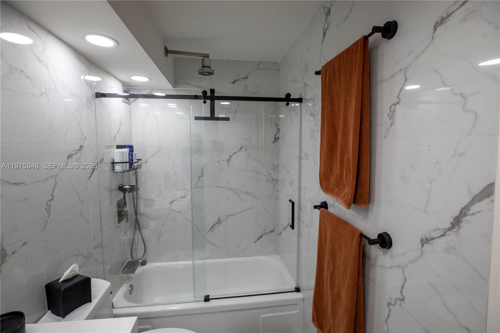 COMMODORE PLAZA CONDO - Residential Lease