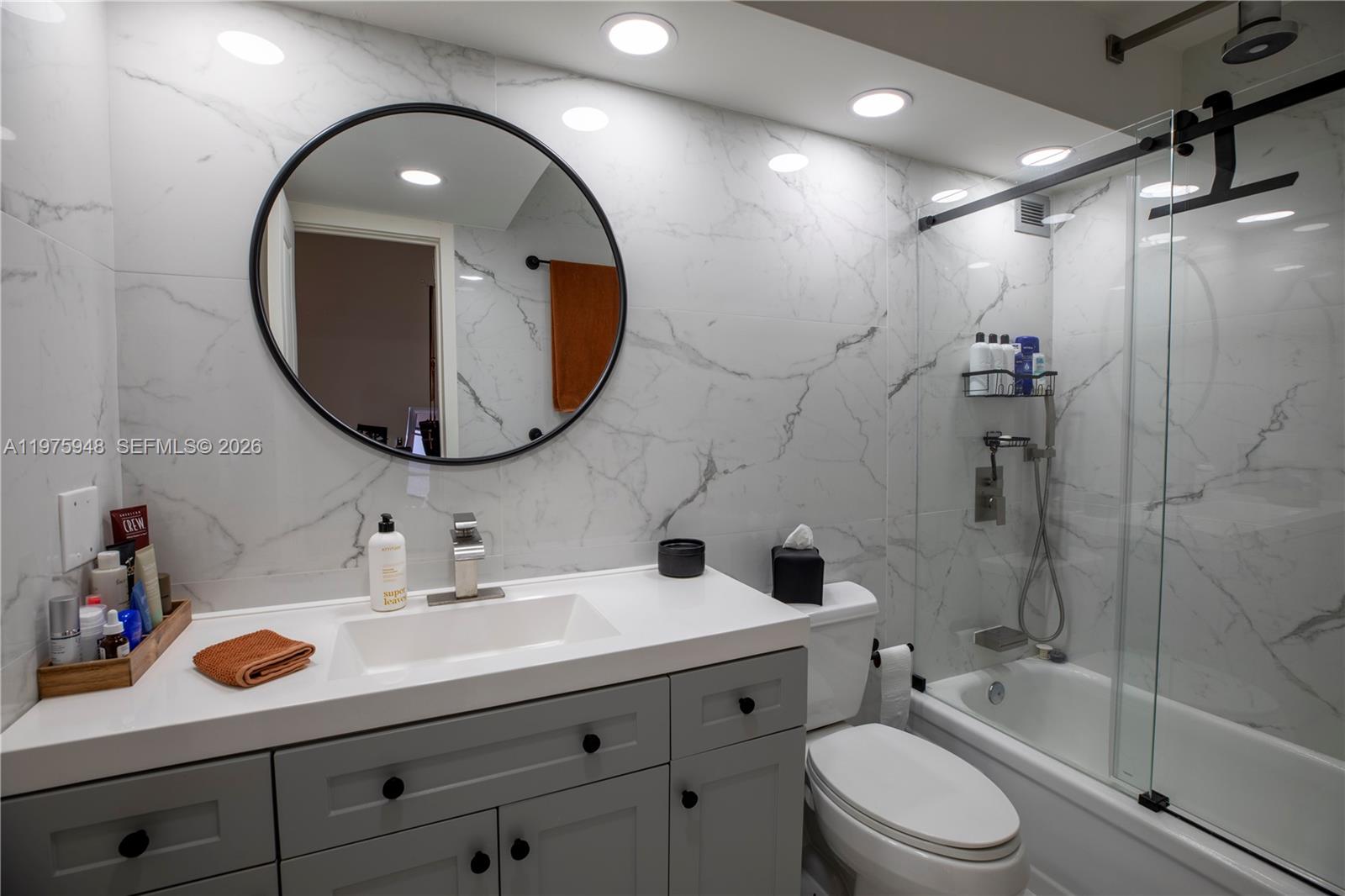 COMMODORE PLAZA CONDO - Residential Lease