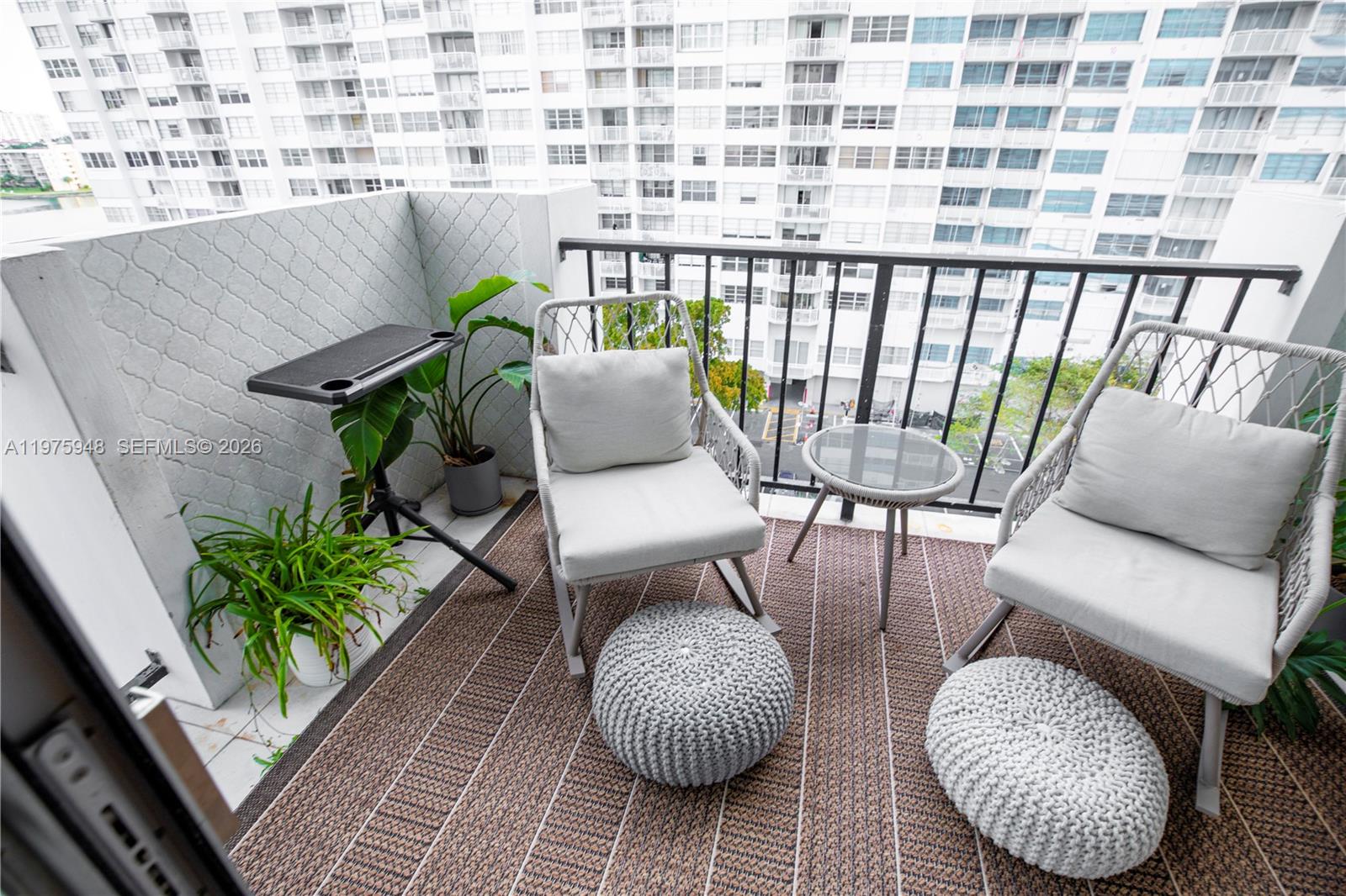 COMMODORE PLAZA CONDO - Residential Lease