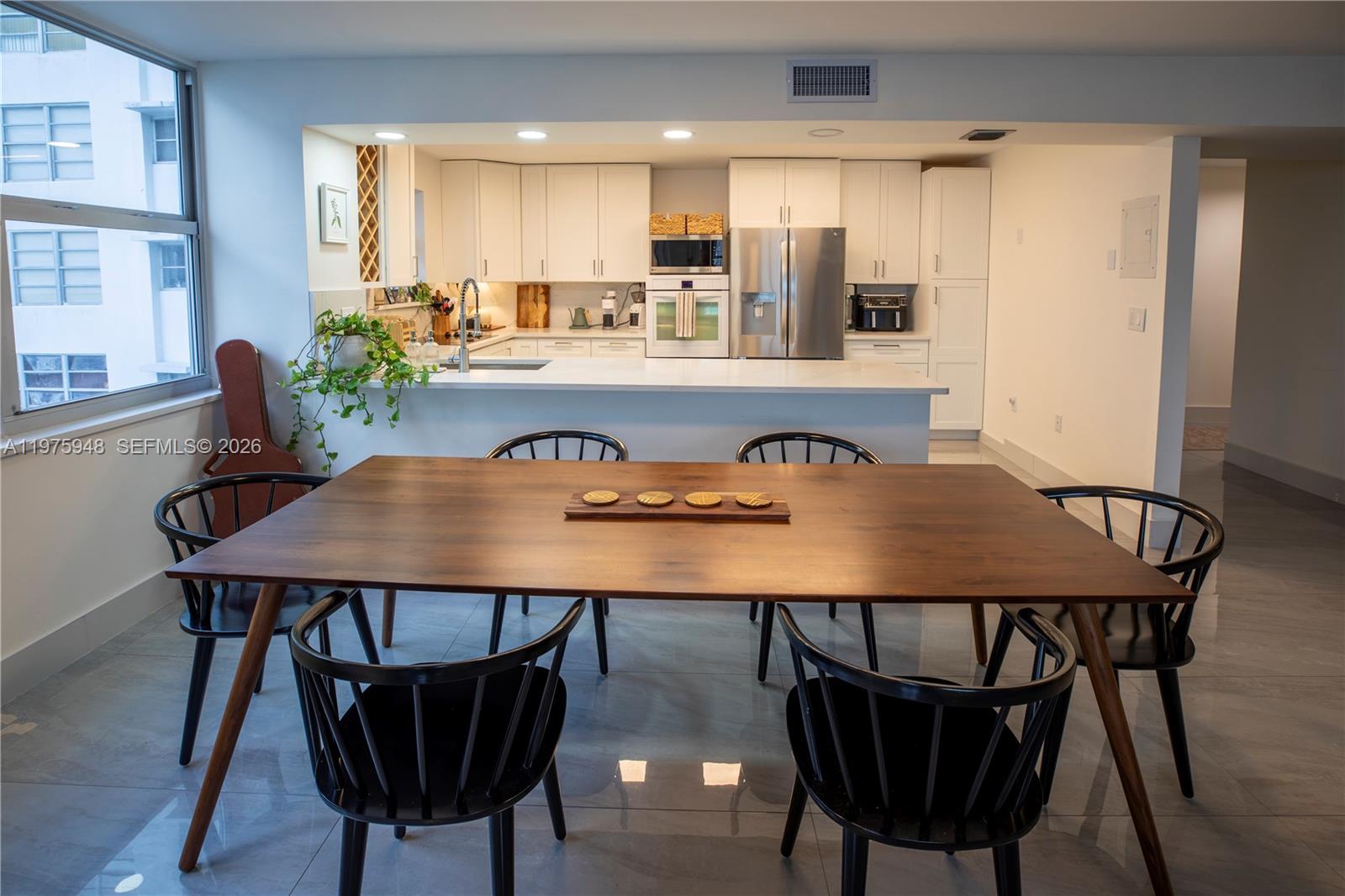 COMMODORE PLAZA CONDO - Residential Lease