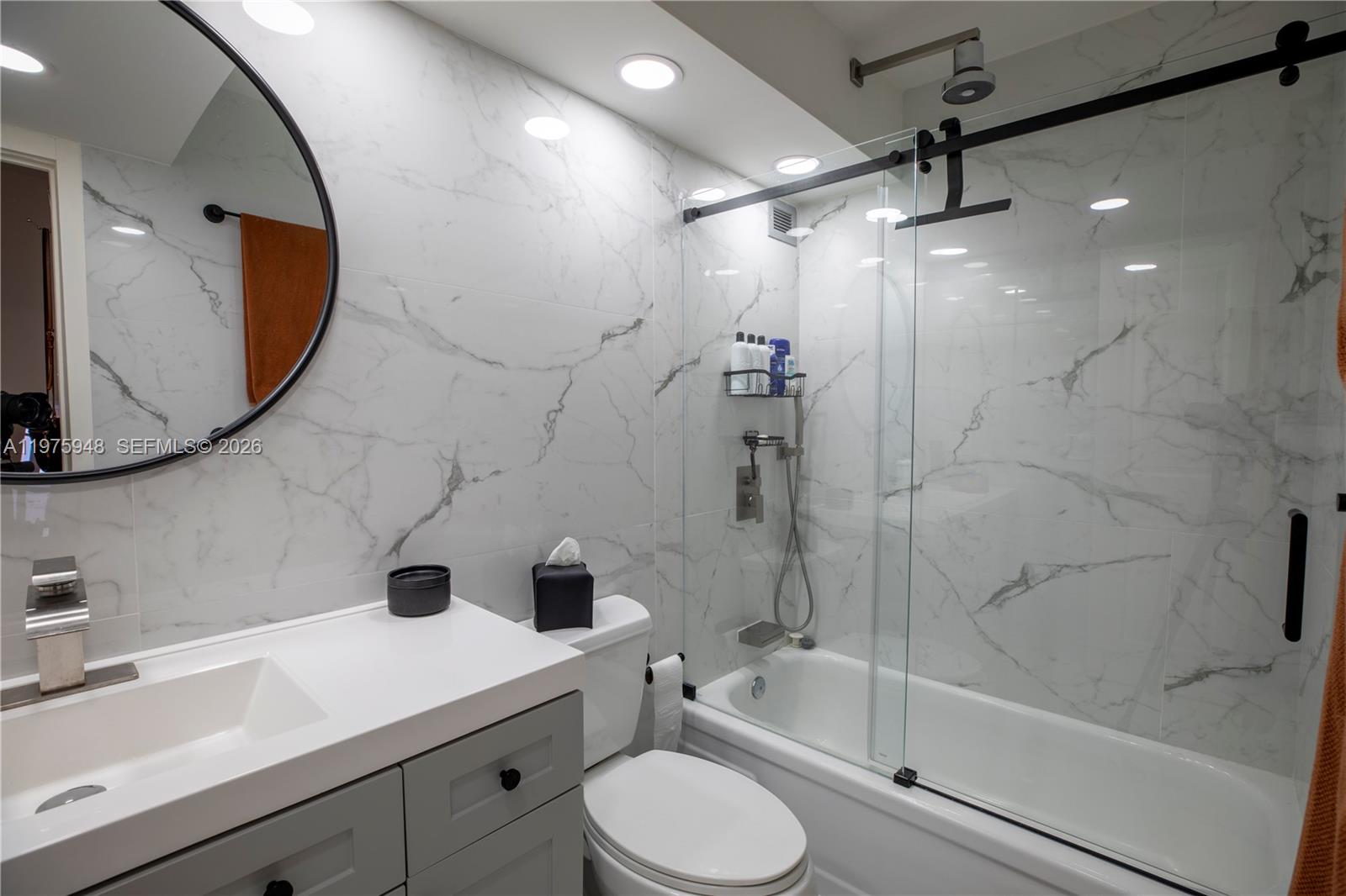 COMMODORE PLAZA CONDO - Residential Lease