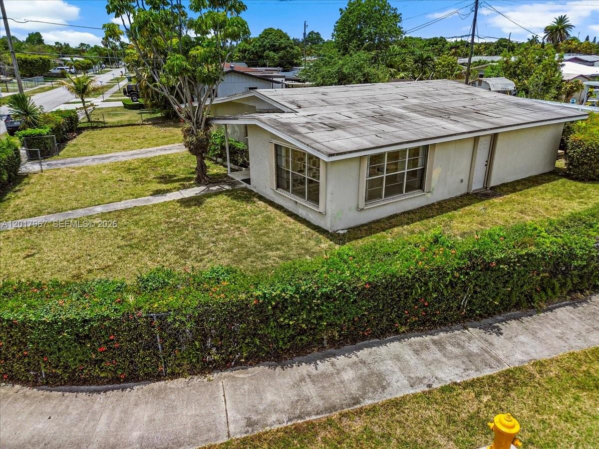 SO MIAMI HEIGHTS MANOR - Residential