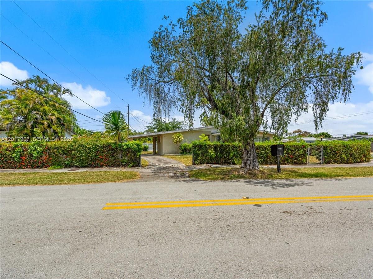 SO MIAMI HEIGHTS MANOR - Residential