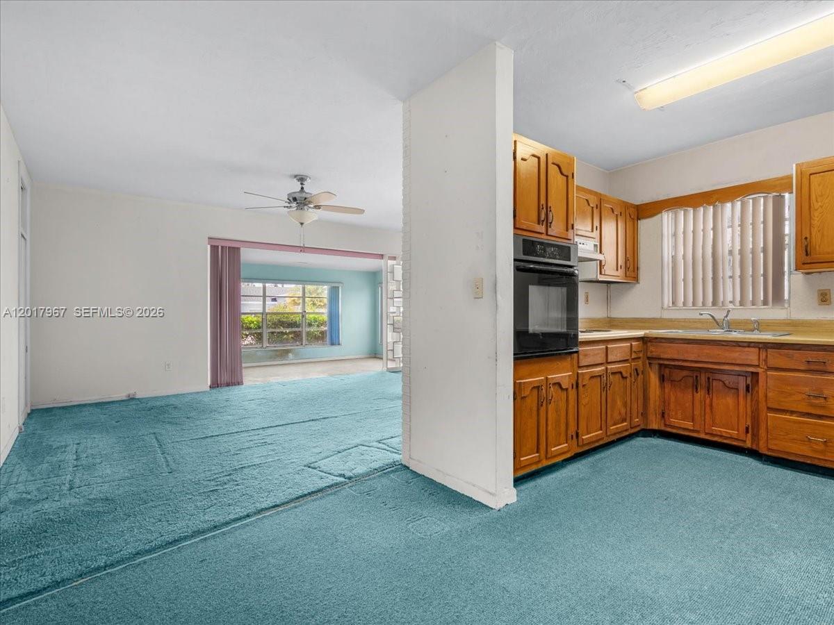 SO MIAMI HEIGHTS MANOR - Residential