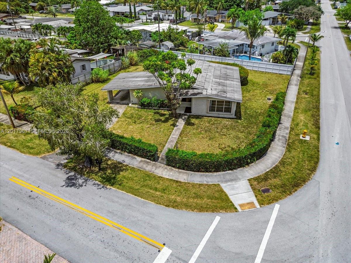 SO MIAMI HEIGHTS MANOR - Residential