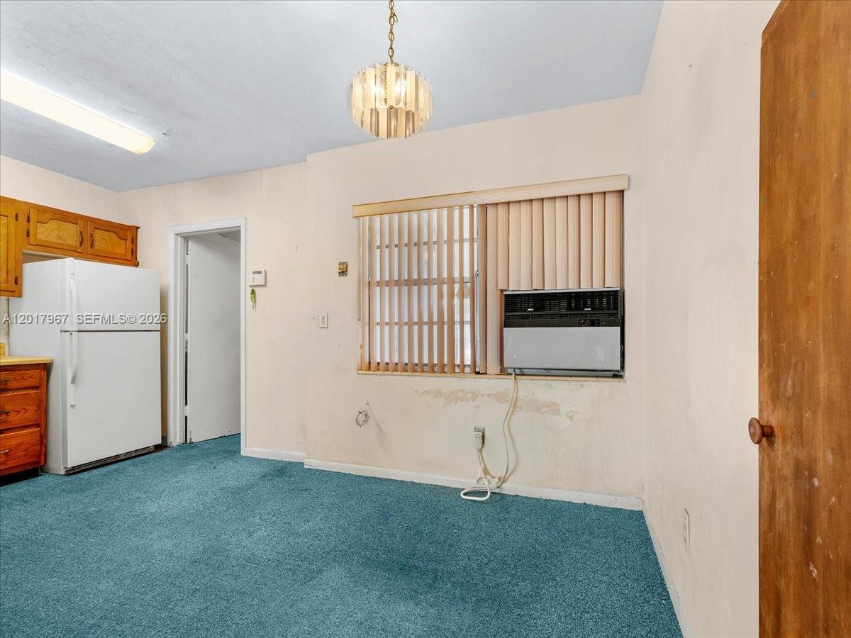SO MIAMI HEIGHTS MANOR - Residential