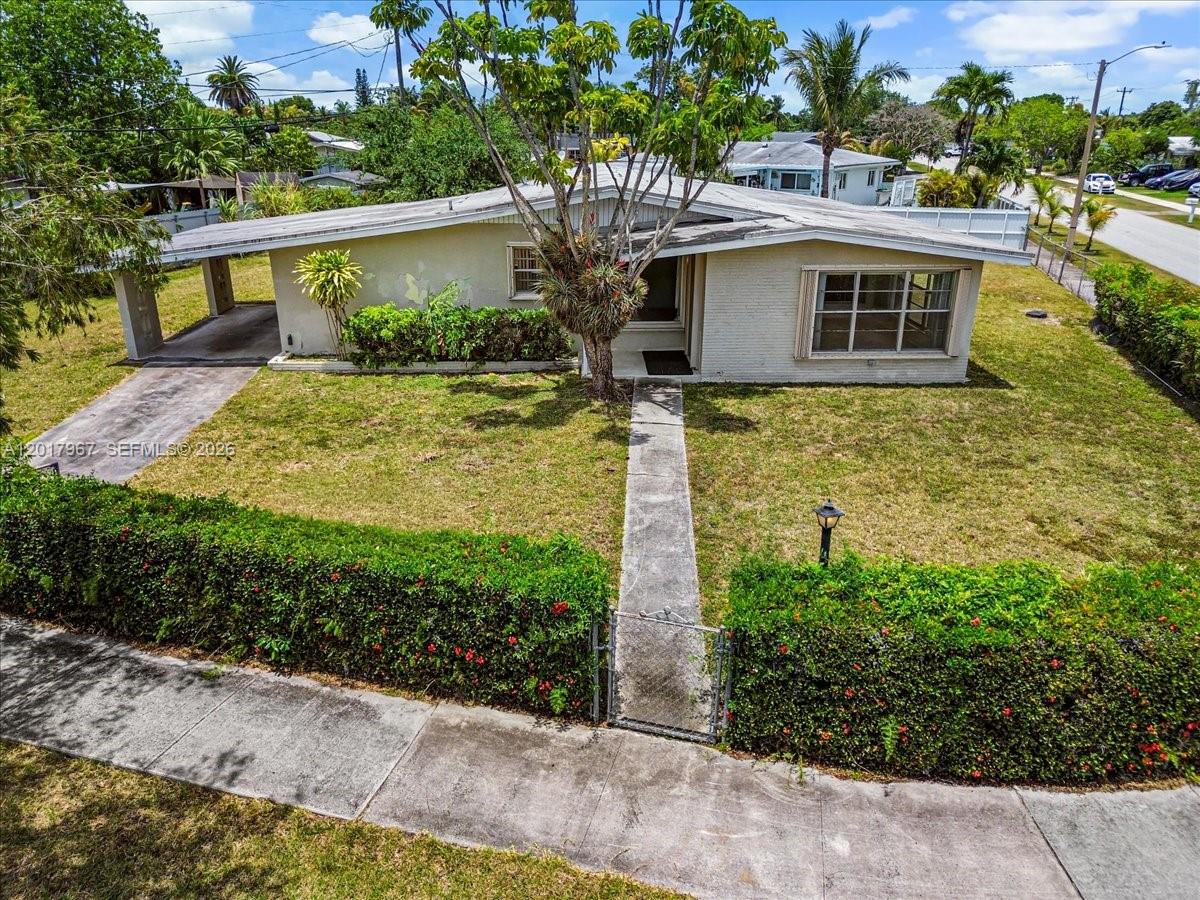 SO MIAMI HEIGHTS MANOR - Residential