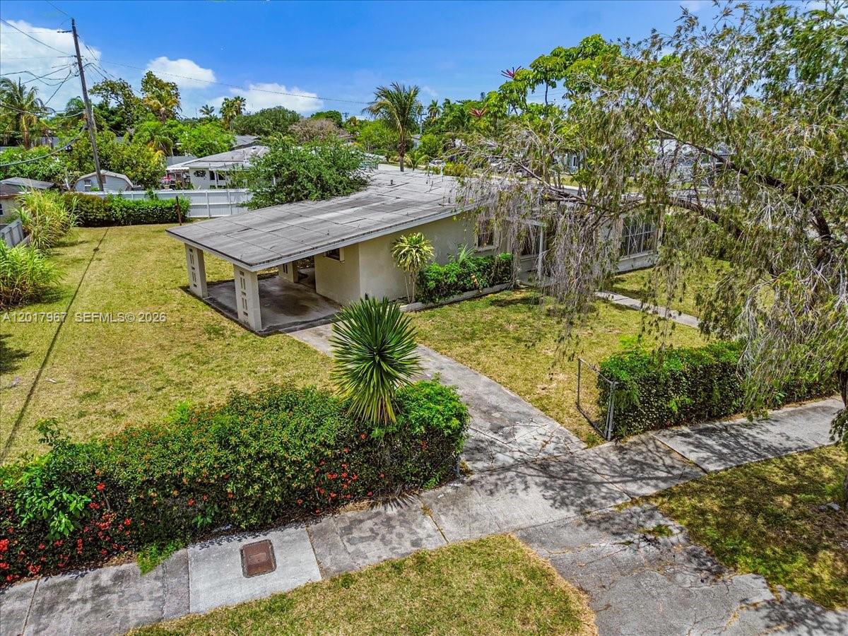 SO MIAMI HEIGHTS MANOR - Residential