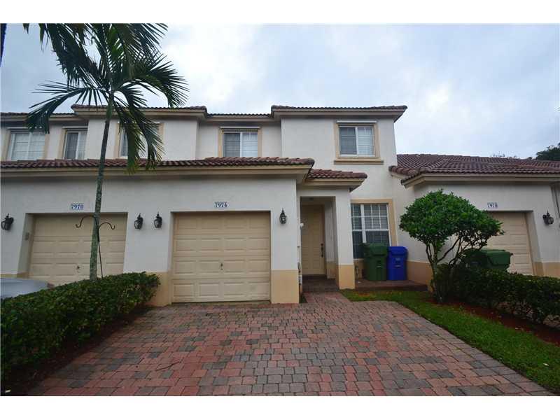 This 3 bedroom, 2 bath townhouse includes Upgraded kitchen appliances, Attached 1-car garage, tile throughout, carpet in bedrooms. Master Bath has a roman tub, dual sinks and a separate shower. Another Professionally Managed Residence from America's large st single family home rental specialist. Enjoy peace of mind, excellent quality and value. Only First month plus deposit moves you in. 2 Large pet's okay ***Additional HOA Approval may be required!! ***50% OFF ONE MONTH'S RENT!!!!!