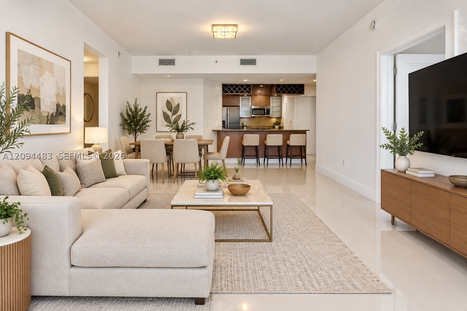 951 Brickell Ave 605