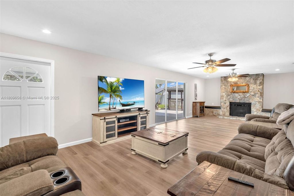 Photo of 4271 SW 67th Ter, Davie, FL 33314 (MLS # A11809656)