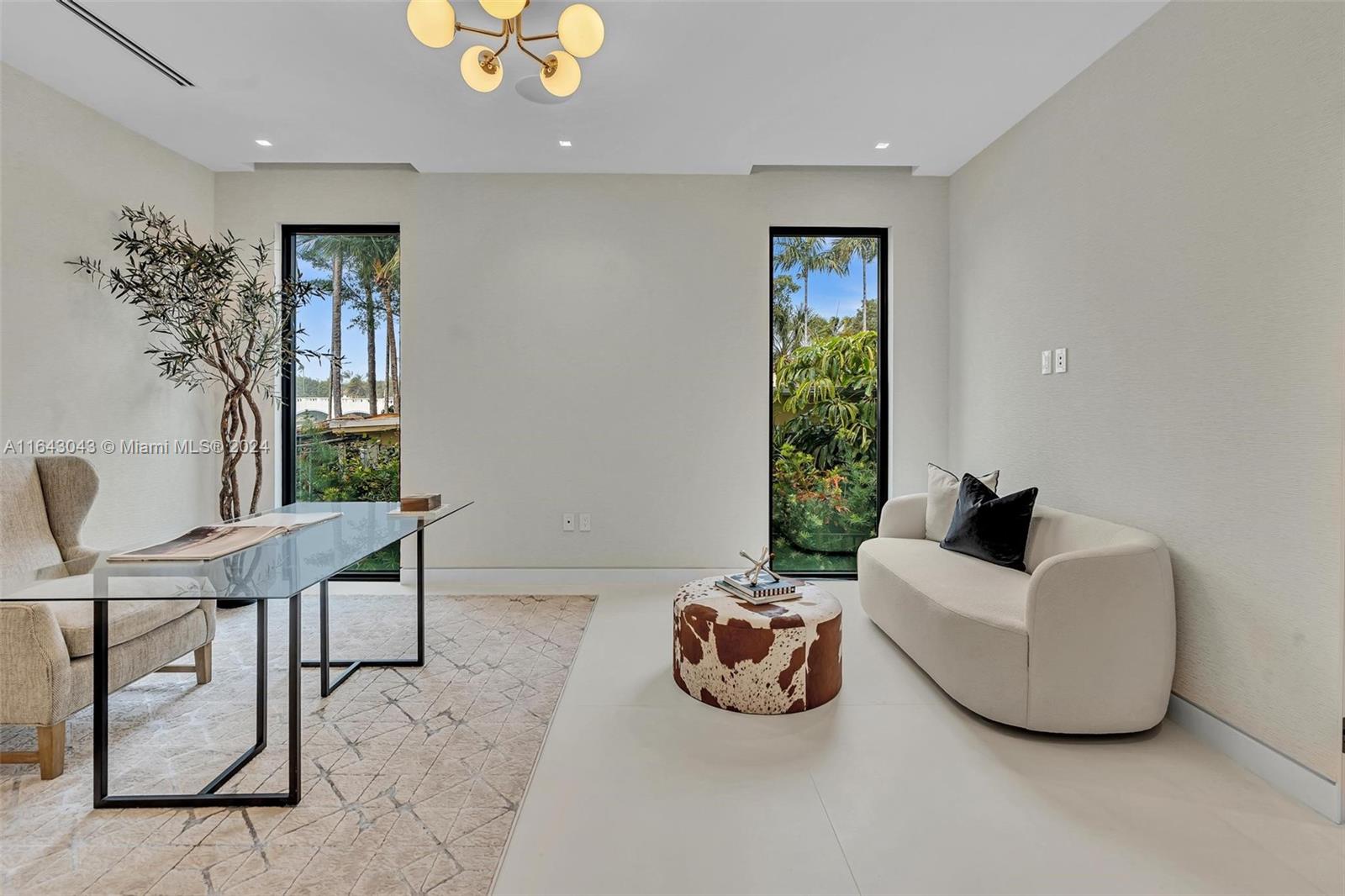 ALTOS DEL MAR NO 4 - Residential