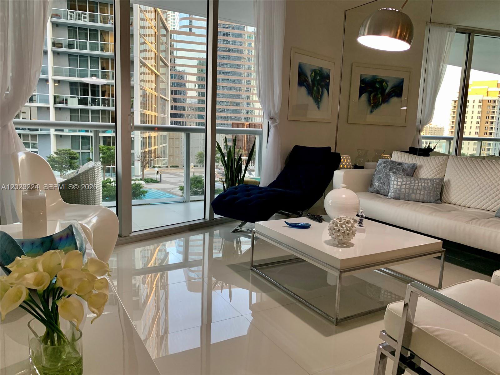 475 Brickell Ave 1611