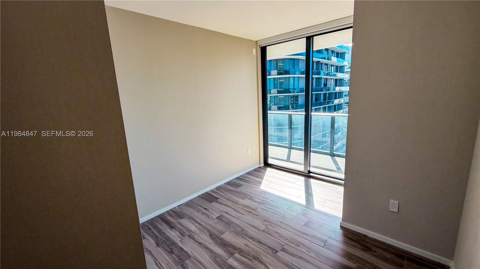 801 SMA RESIDENCES CONDO - Residential Lease