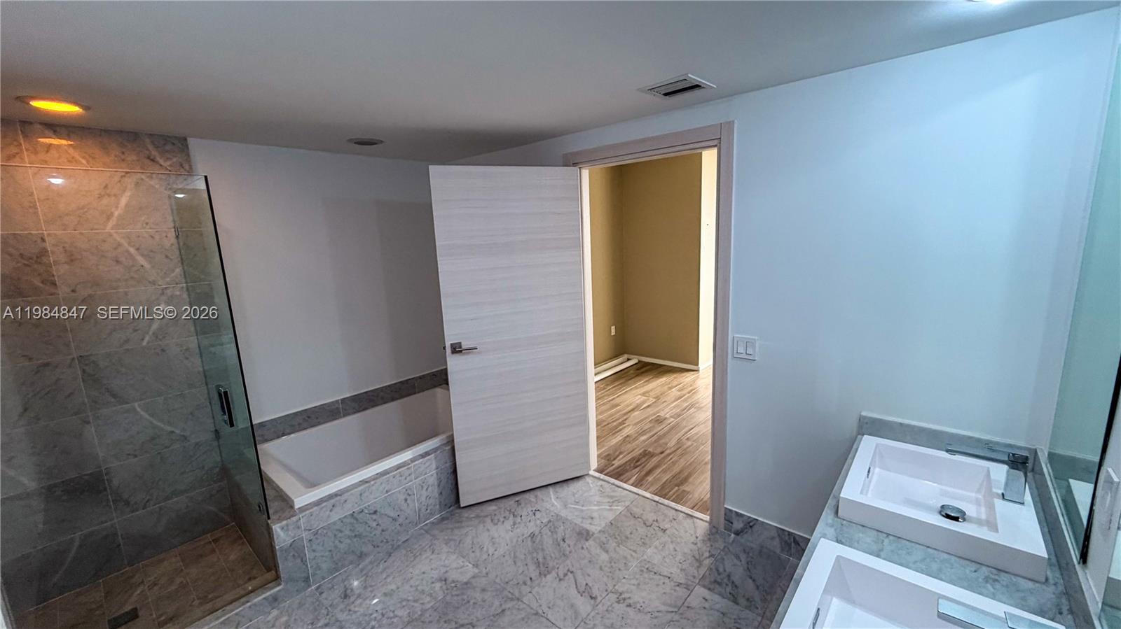 801 SMA RESIDENCES CONDO - Residential Lease