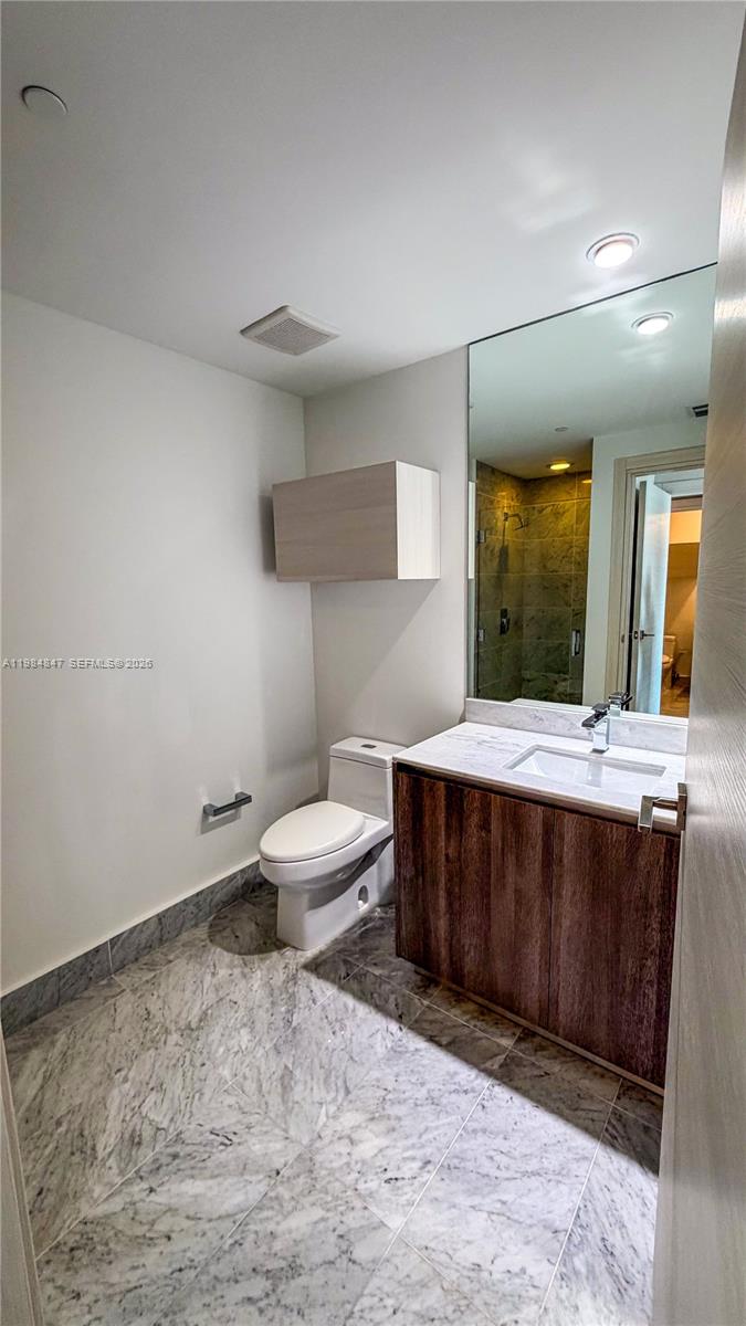 801 SMA RESIDENCES CONDO - Residential Lease