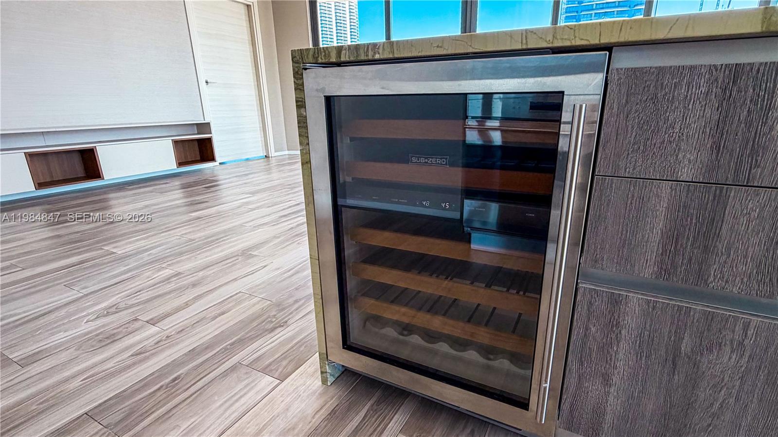 801 SMA RESIDENCES CONDO - Residential Lease