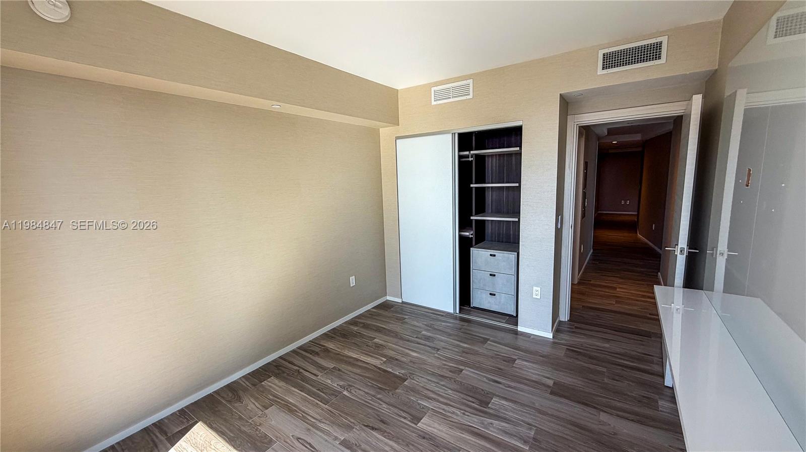 801 SMA RESIDENCES CONDO - Residential Lease