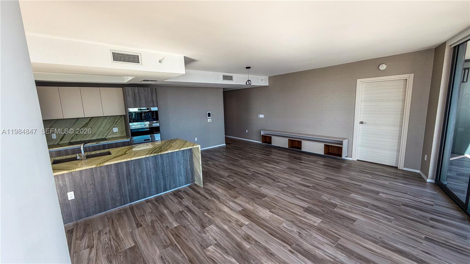 801 SMA RESIDENCES CONDO - Residential Lease