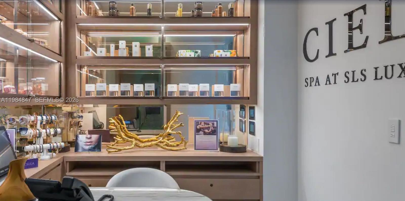 801 SMA RESIDENCES CONDO - Residential Lease