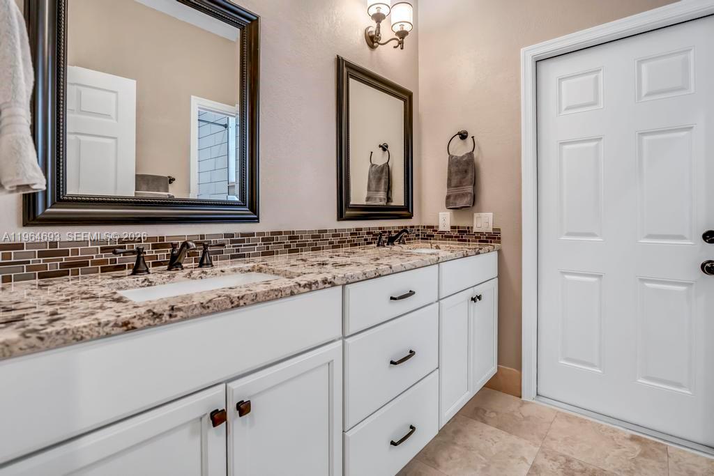 SECTOR 2-PARCELS 17 18 19 - Residential