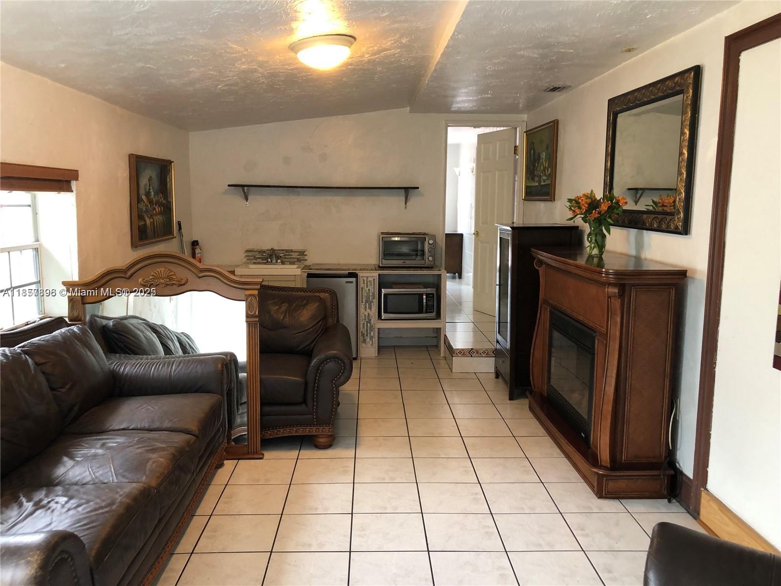 WHISPERING PINES EST SEC - Residential