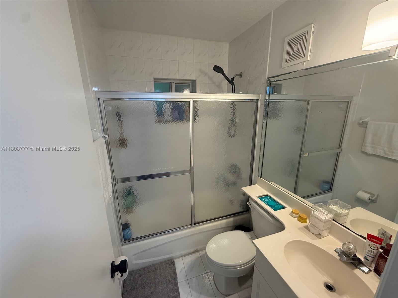 PARKVIEW TOWNHOMES CONDO - Residential Lease